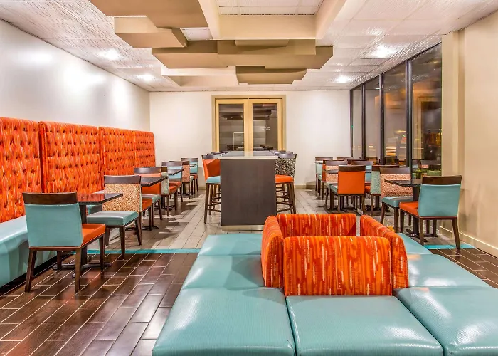 Days Inn By Wyndham Fort Lauderdale Airport Cruise PortAirport Hotel