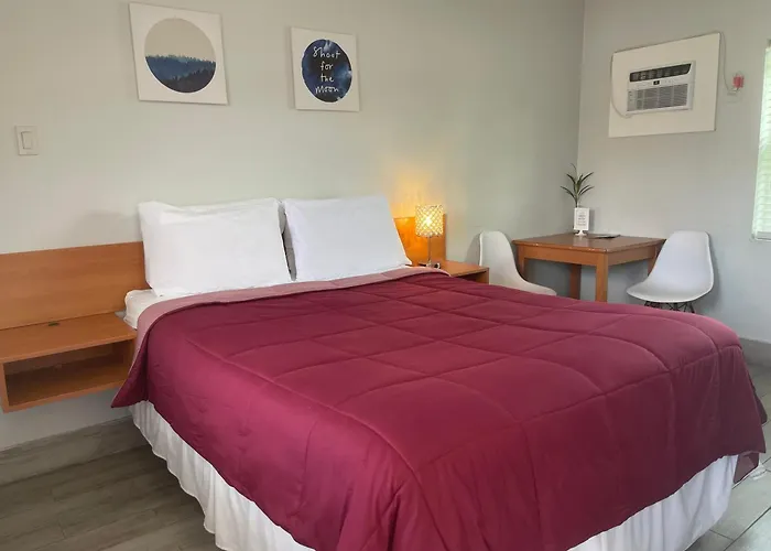 Haven - Fort Lauderdale Airport & Cruise PortAirport Hotel